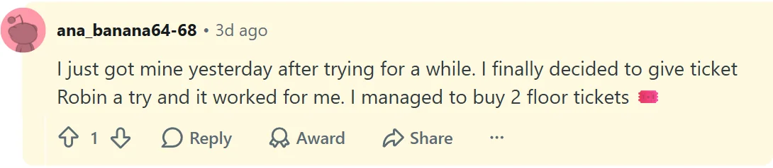 Reddit comment saying they finally decided to give Ticket Robin a try, it worked, and they managed to buy two floor tickets for Arlington.